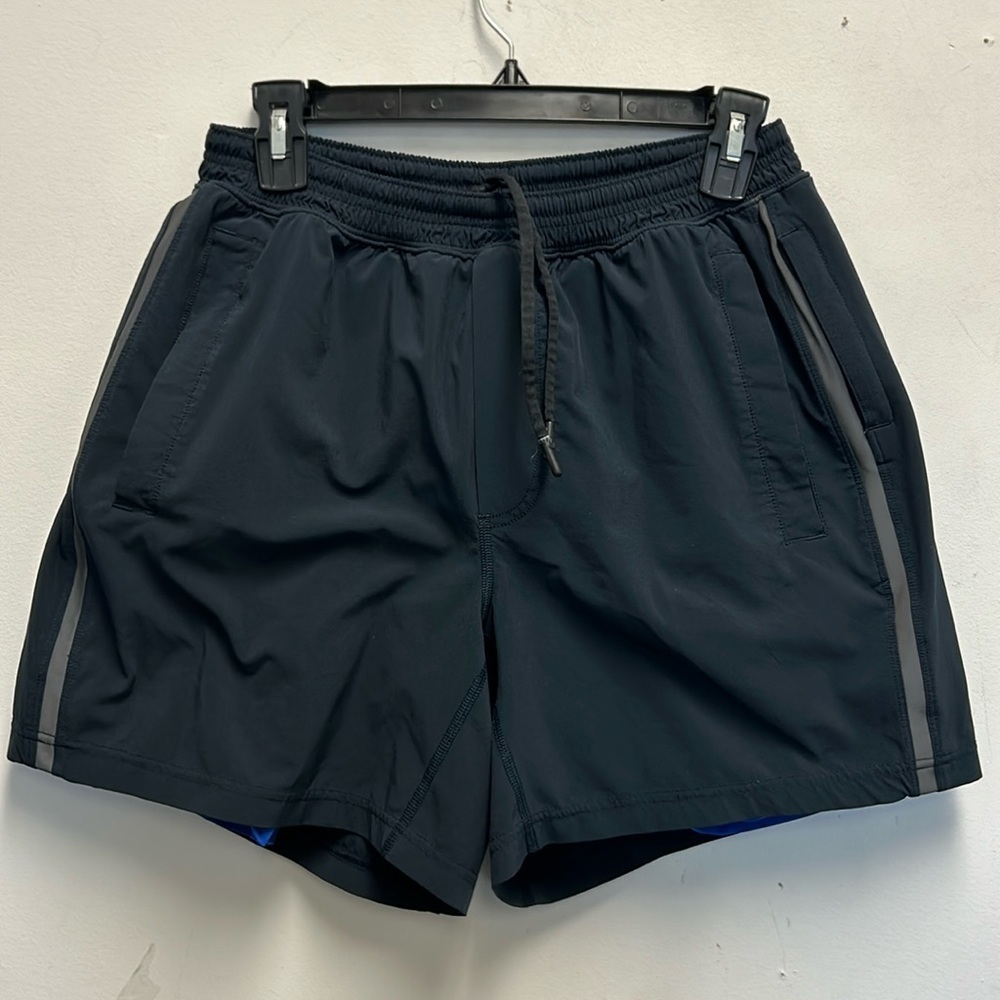 Lululemon navy shorts